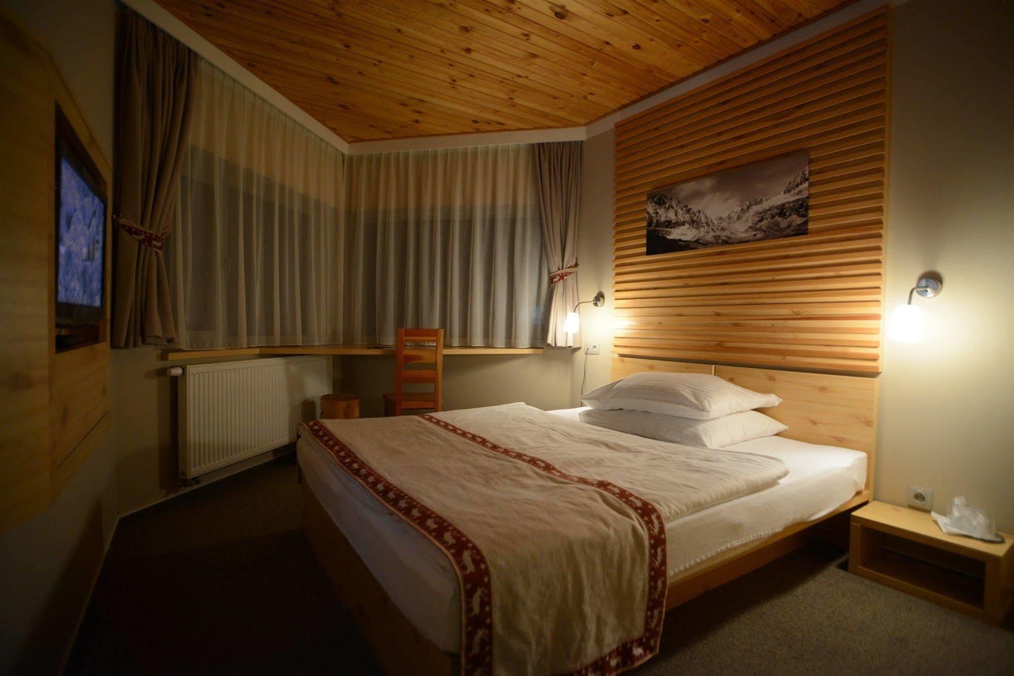 Horsky Hotel Sliezsky Dom Vysoké Tatry Eksteriør billede